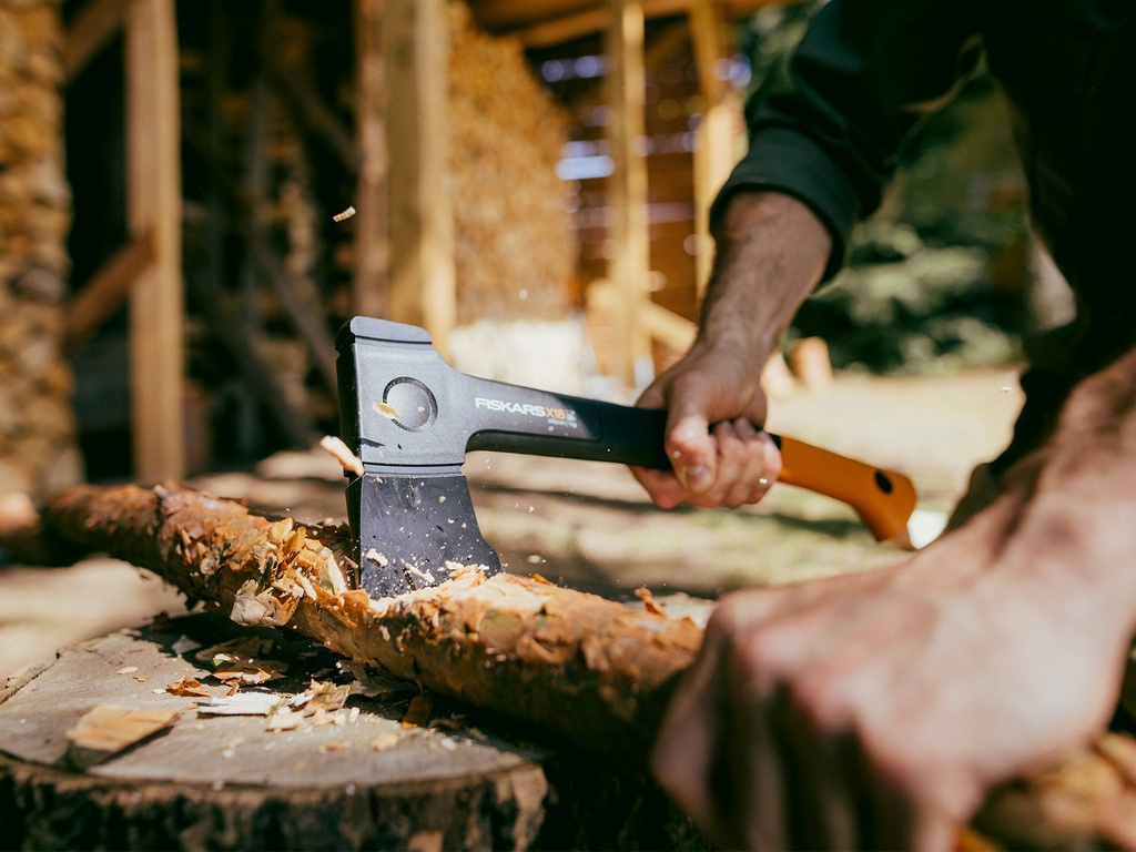 Fiskars, X-serie X18, universele bijl S