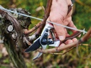 Snoeischaar met F-Tech bovenmes, leder comfort  handgrepen en sluitclip met extra 'halve stand'