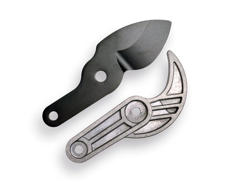 Aambeeld en mes voor takkenschaar FISKARS L77