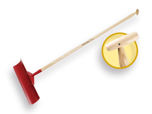[960550] Deense sneeuwschuiver FISKARS CLASSIC 575 gebogen, 50 x 17 cm, met ESSEN steel en T-greep (uitlopend)